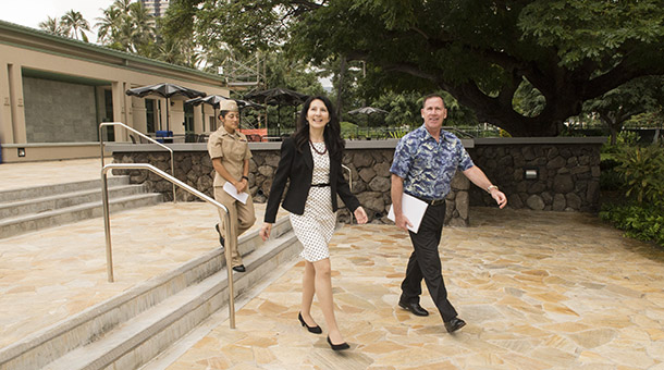 AMB Hyatt visits APCSS photo